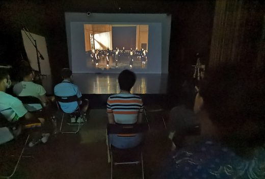 观影讨论与方法 · 图像资料 · F0222