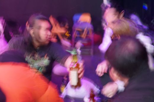 天台上的嚎叫者 · 图像资料 · F0643